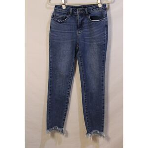 Judy Blue Skinny distressed hem  5/27